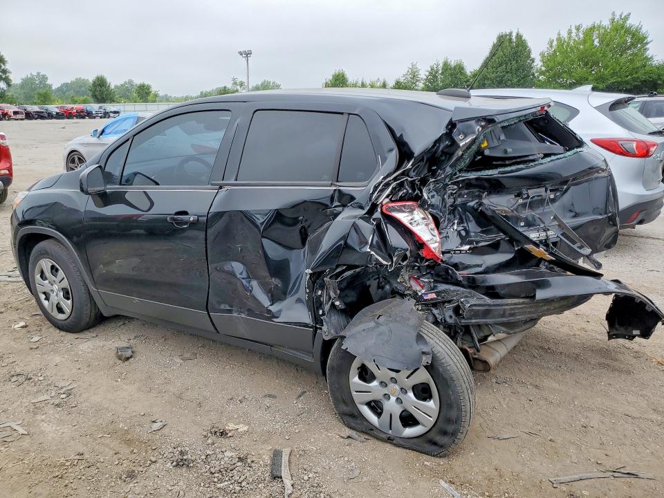 Photo 2 from auction – 2018 CHEVROLET TRAX with VIN 3GNCJKSB4JL408372