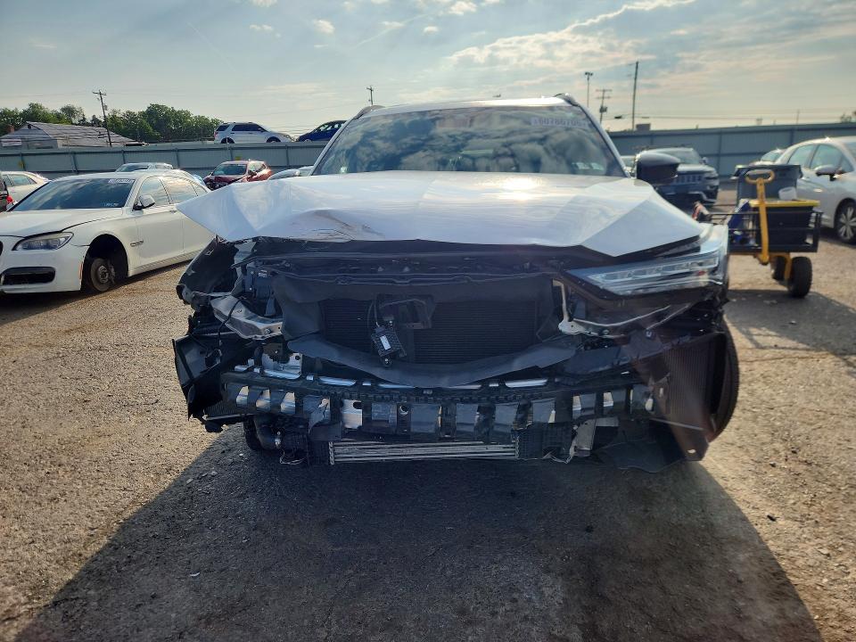 Photo 5 from auction – 2024 ACURA MDX with VIN 5J8YD8H89RL003606