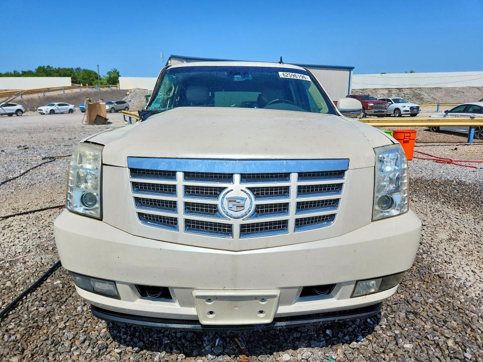 Photo 5 from auction – 2013 CADILLAC ESCALADE with VIN 1GYS3BEF3DR125496