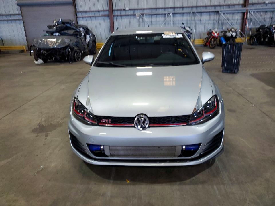 Photo 5 from auction – 2017 VOLKSWAGEN GTI with VIN 3VW4T7AU7HM072855