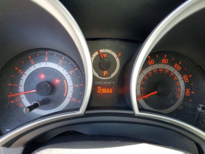 Zdjęcie 9 z aukcji – 2015 SCION TC z VIN JTKJF5C73FJ004385