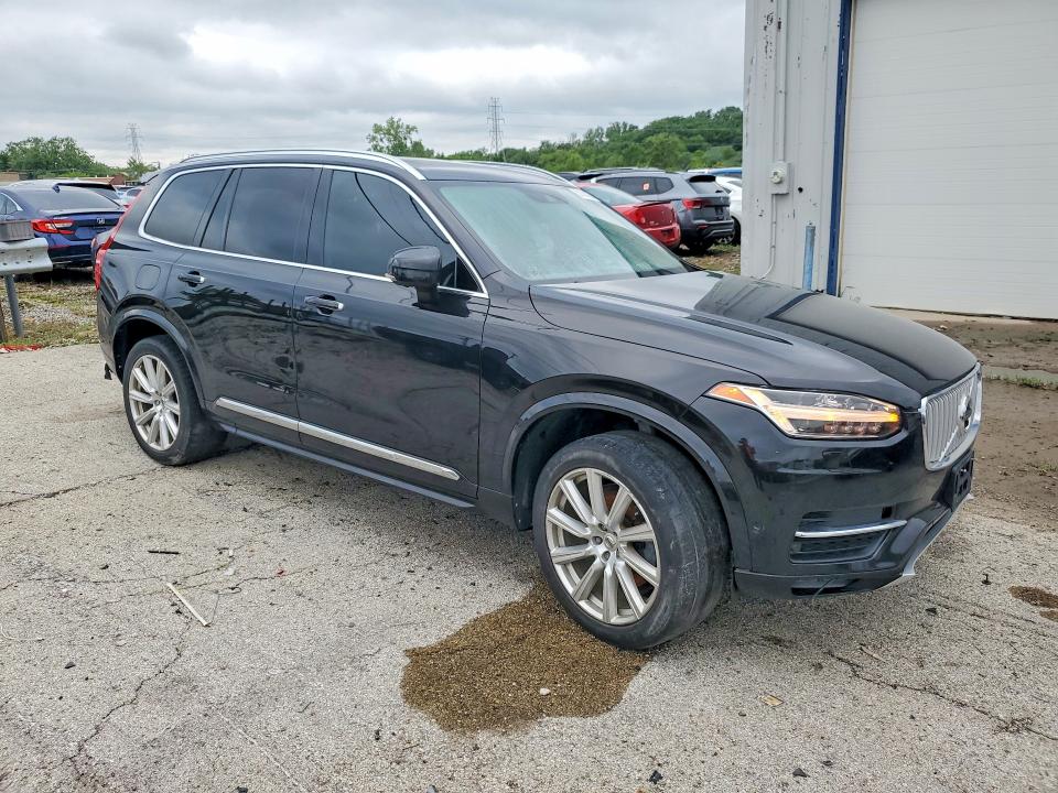 Foto 4 de la subasta – 2016 VOLVO XC90 con VIN YV4A22PL8G1059776