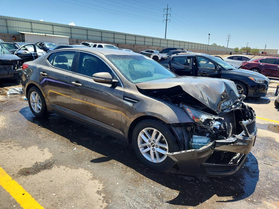 Photo 4 from auction – 2011 KIA OPTIMA with VIN KNAGM4A71B5159814