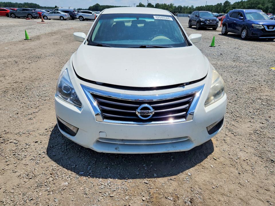 Photo 5 from auction – 2015 NISSAN ALTIMA with VIN 1N4AL3AP8FC412074