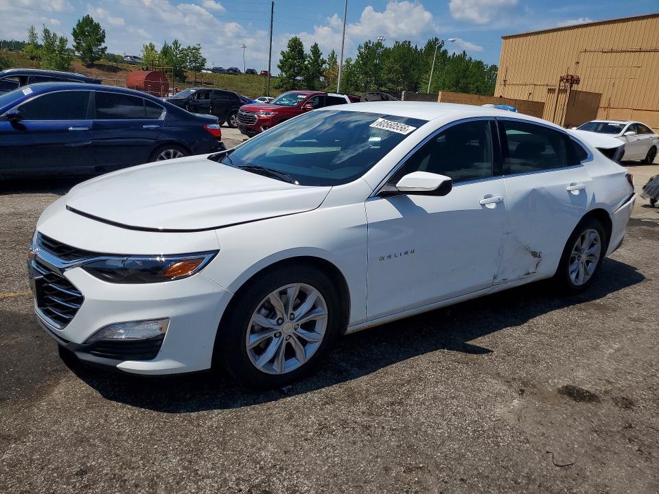 CHEVROLET MALIBU 2022 with VIN 1G1ZD5ST3NF123367 - Photo from auction