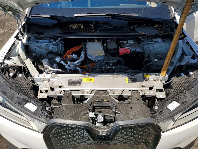 Фото 12 с аукциона – 2024 BMW IX с VIN WB523CF06RCP69084