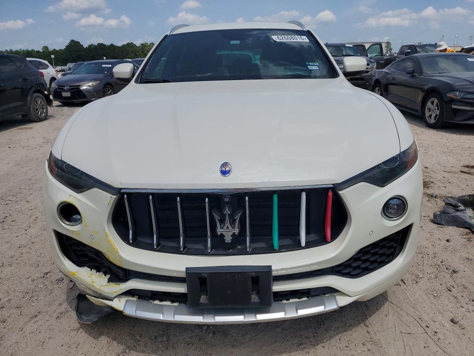 Photo 5 from auction – 2017 MASERATI LEVANTE with VIN ZN661XUL9HX260659