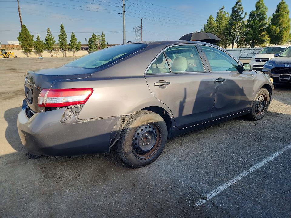 صورة رقم 3 من المزاد - 2011 TOYOTA CAMRY مع VIN 4T4BF3EK6BR194887