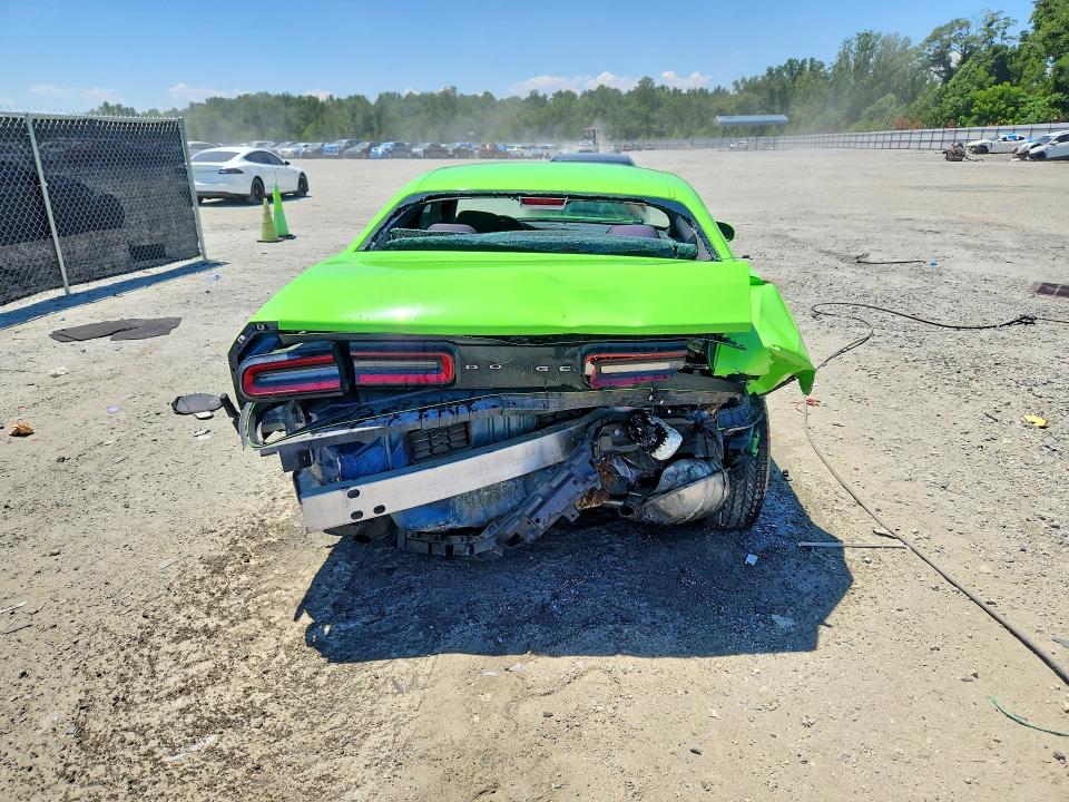 Photo 6 from auction – 2017 DODGE CHALLENGER with VIN 2C3CDZAG6HH592419