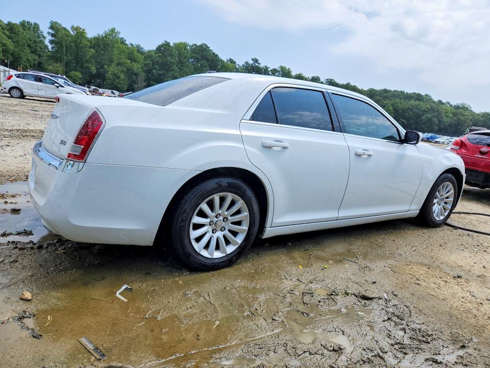 Photo 3 from auction – 2013 CHRYSLER 300 with VIN 2C3CCAAG0DH508707