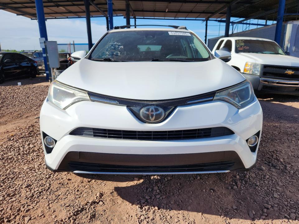 Photo 5 from auction – 2017 TOYOTA RAV4 with VIN 2T3WFREV1HW320923