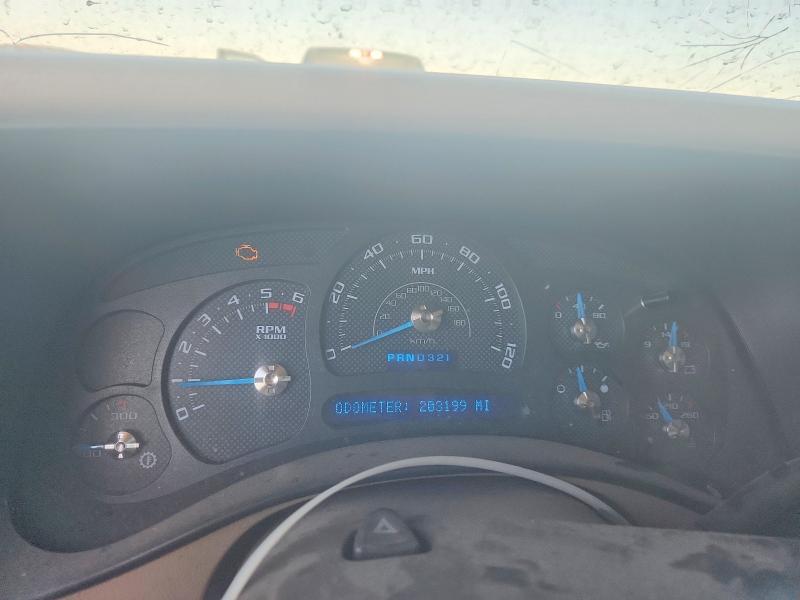 Photo 9 from auction – 2005 CHEVROLET SILVERADO with VIN 1GCEK19Z95Z233479