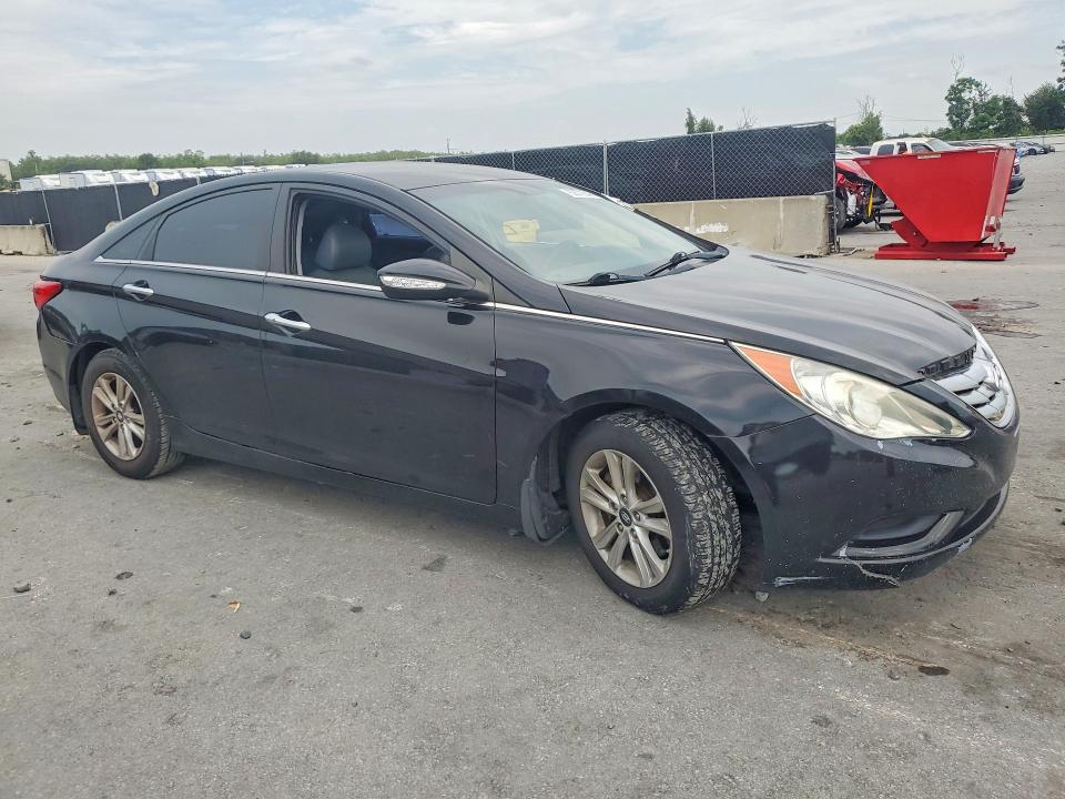 Photo 4 from auction – 2011 HYUNDAI SONATA with VIN 5NPEB4AC7BH124692