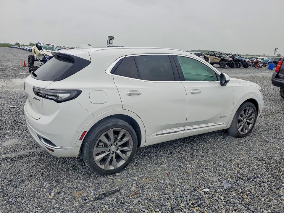 Photo 3 from auction – 2021 BUICK ENVISION with VIN LRBFZRR44MD123212