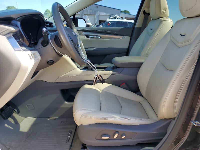 Photo 7 from auction – 2019 CADILLAC XT5 with VIN 1GYKNCRS6KZ111158