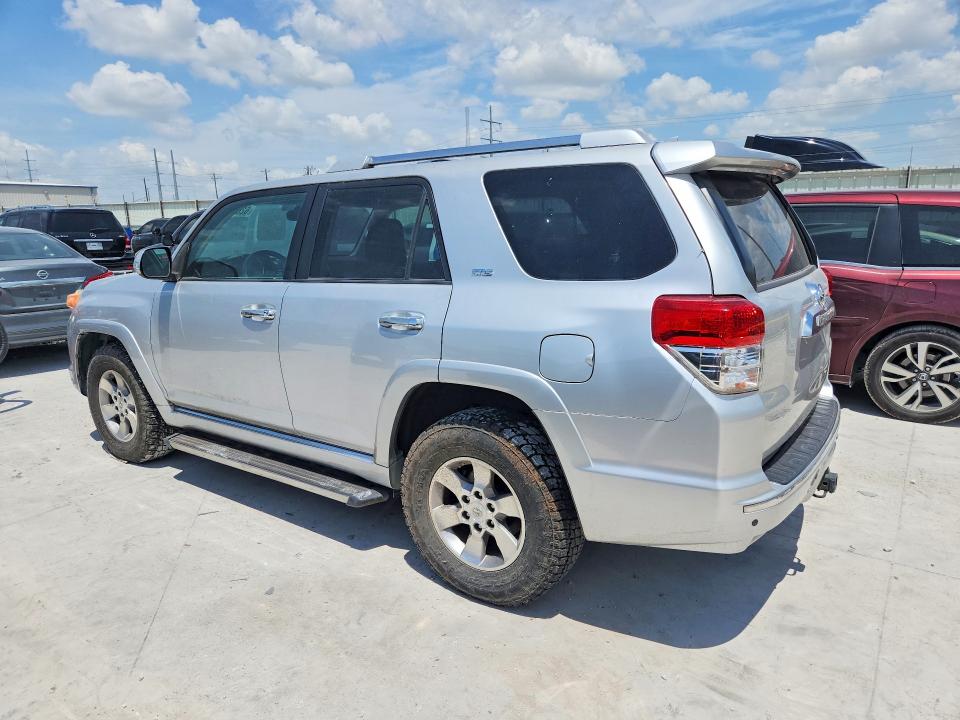 Фото 2 с аукциона – 2010 TOYOTA 4RUNNER с VIN JTEZU5JR3A5000807