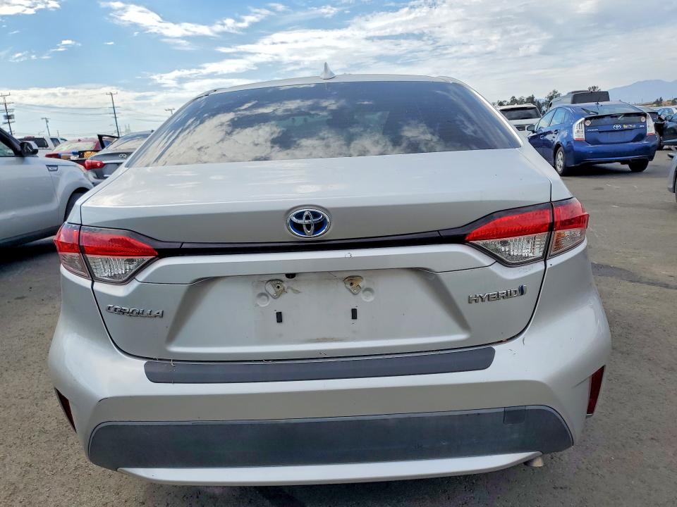Photo 6 from auction – 2020 TOYOTA COROLLA with VIN JTDEBRBE7LJ018183