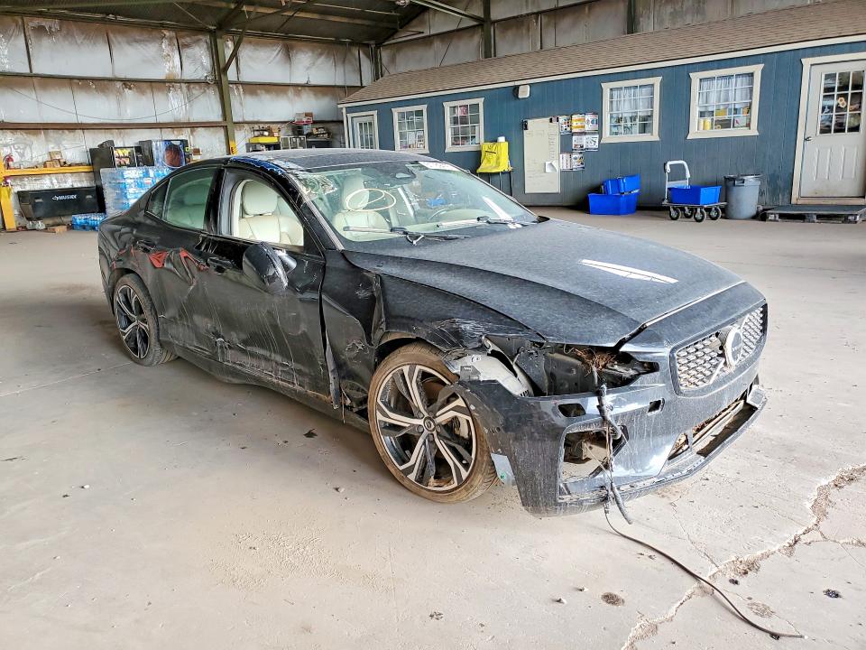 Foto 4 de la subasta – 2024 VOLVO S60 con VIN 7JRL12FL4RG281264