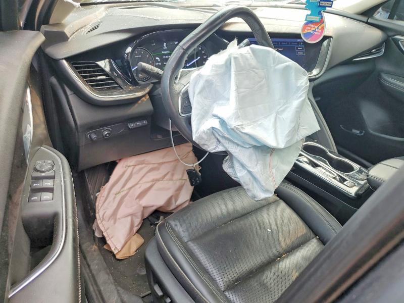 Photo 8 from auction – 2021 BUICK ENVISION with VIN LRBFZPR46MD124852