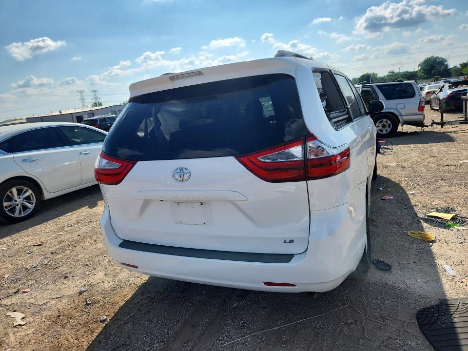 Photo 6 from auction – 2015 TOYOTA SIENNA with VIN 5TDKK3DC2FS620671