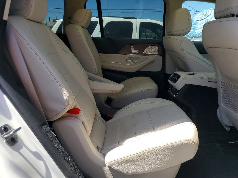 Photo 11 from auction – 2024 MERCEDES-BENZ GLS with VIN 4JGFF5KE1RB209243