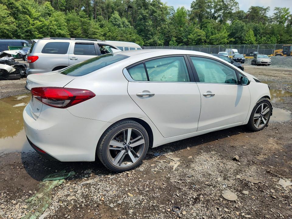 Photo 3 from auction – 2017 KIA FORTE with VIN 3KPFL4A8XHE093786