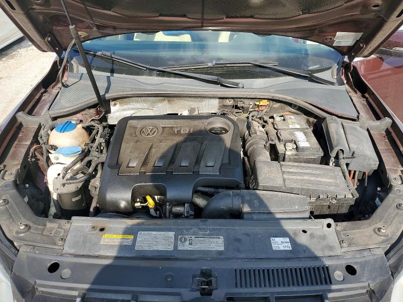 Photo 11 from auction – 2014 VOLKSWAGEN PASSAT with VIN 1VWCN7A32EC018339