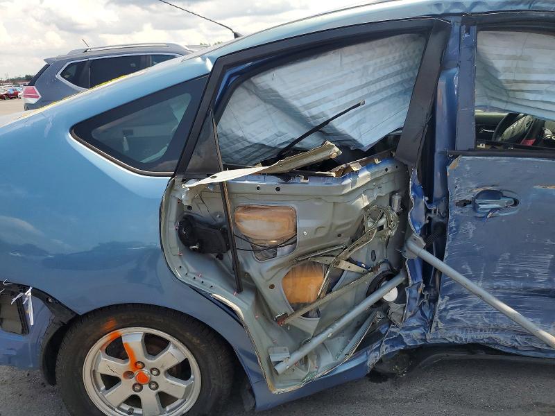 Photo 10 from auction – 2006 TOYOTA PRIUS with VIN JTDKB20U767075781