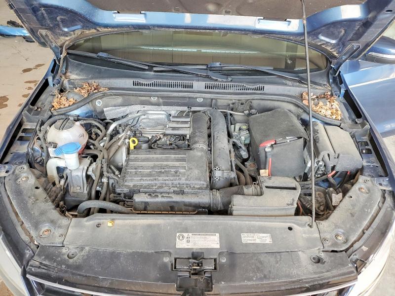 Photo 11 from auction – 2017 VOLKSWAGEN JETTA with VIN 3VWB67AJ6HM245916