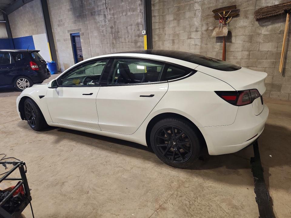 Photo 2 from auction – 2021 TESLA MODEL 3 with VIN 5YJ3E1EAXMF982150