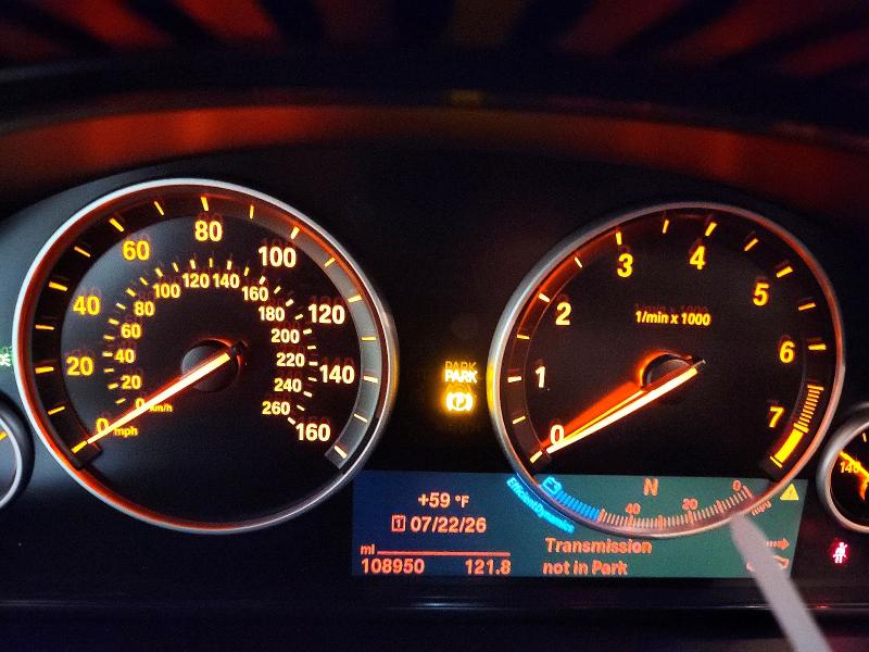 Снимка 9 от търг – 2016 BMW 550 с VIN WBAKP9C58GD980772