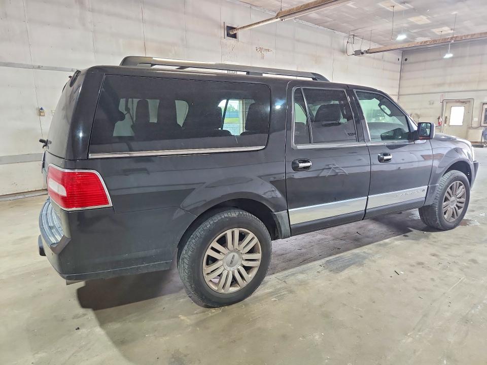 Photo 3 from auction – 2014 LINCOLN NAVIGATOR with VIN 5LMJJ3J55EEL01315
