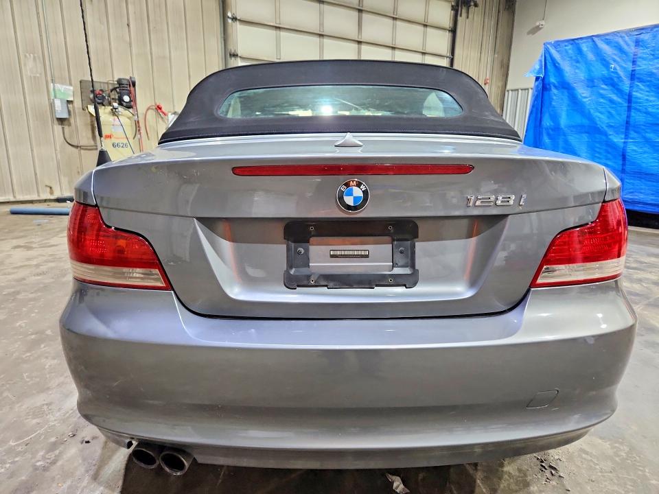 Photo 6 from auction – 2011 BMW 128 with VIN WBAUL7C57BVM79660