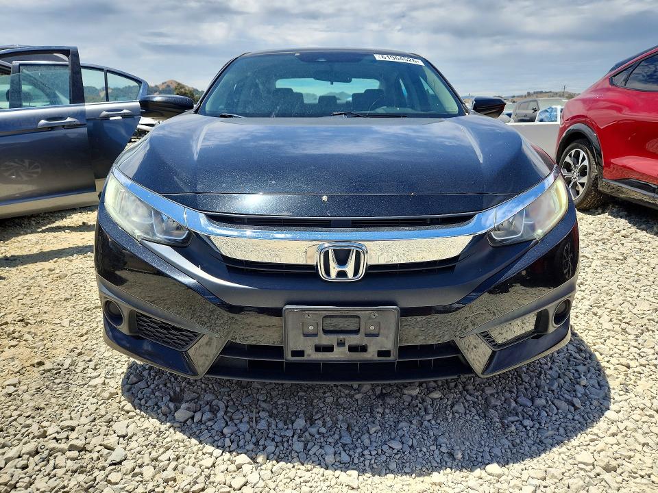Photo 5 from auction – 2016 HONDA CIVIC with VIN 2HGFC2F83GH502342