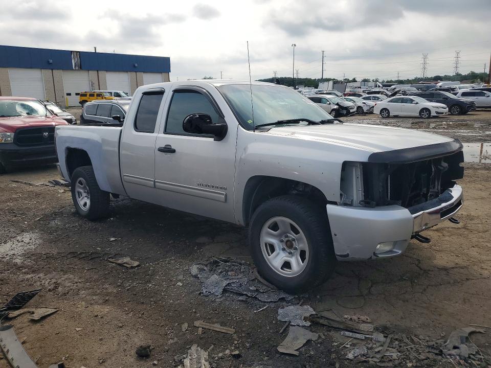 Photo 4 from auction – 2011 CHEVROLET SILVERADO with VIN 1GCRKSE37BZ206219