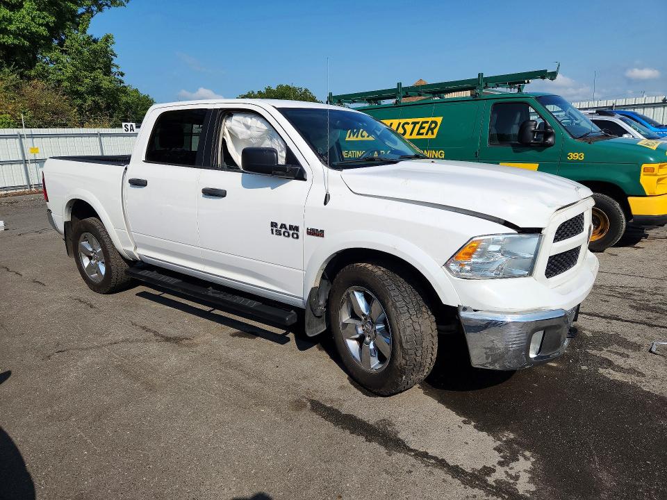 Photo 4 from auction – 2018 RAM 1500 with VIN 1C6RR7LT2JS249232