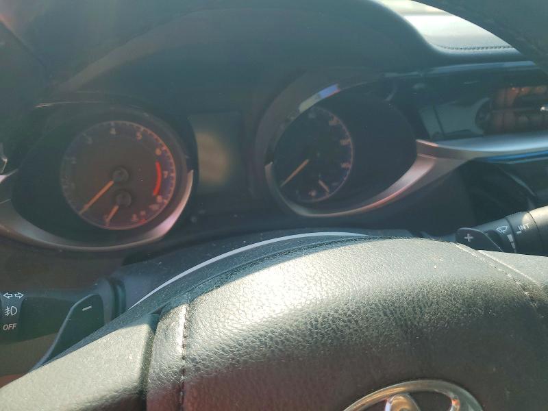 Photo 9 from auction – 2016 TOYOTA COROLLA with VIN 5YFBURHE9GP433656