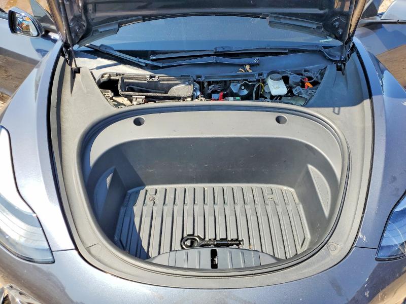 Photo 11 from auction – 2022 TESLA MODEL 3 with VIN 5YJ3E1EB2NF353802