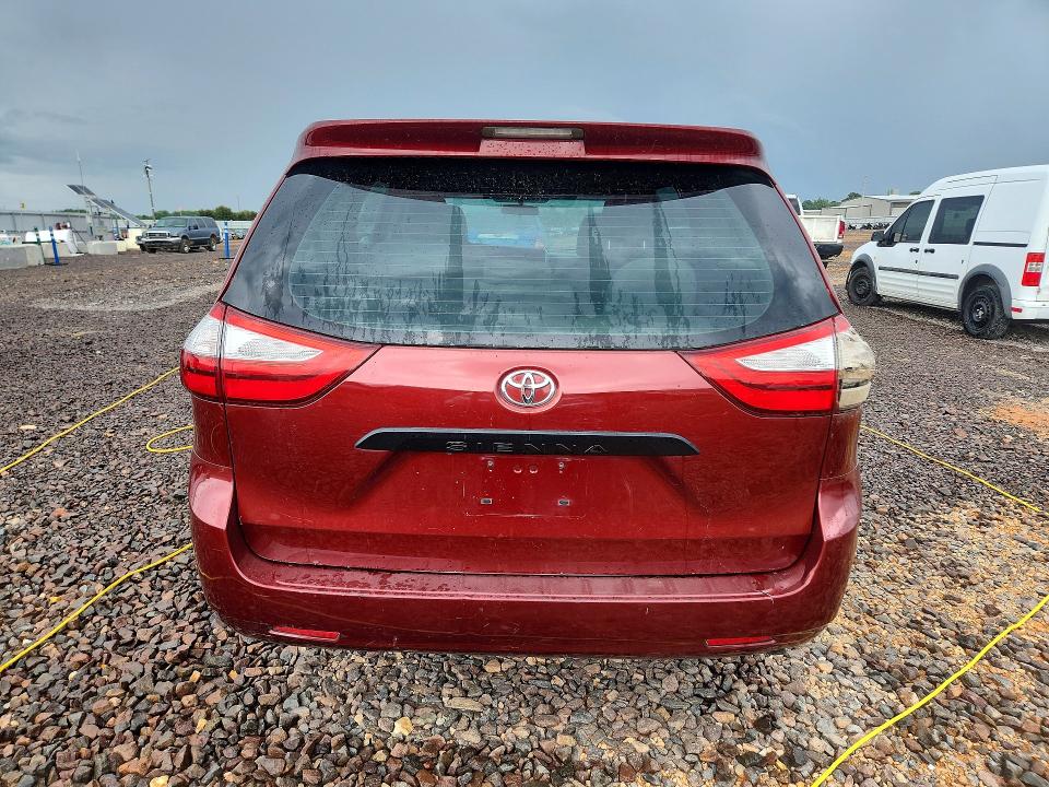 Photo 6 from auction – 2017 TOYOTA SIENNA with VIN 5TDZZ3DC0HS867121