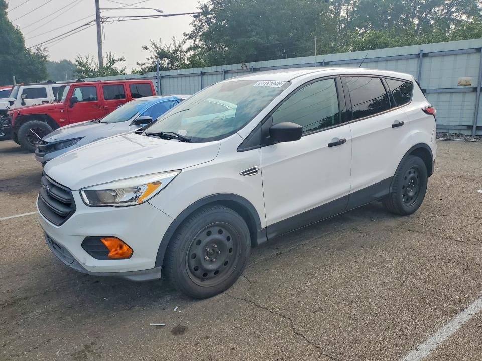 FORD ESCAPE 2017 with VIN 1FMCU0F76HUC05778 - Photo from auction
