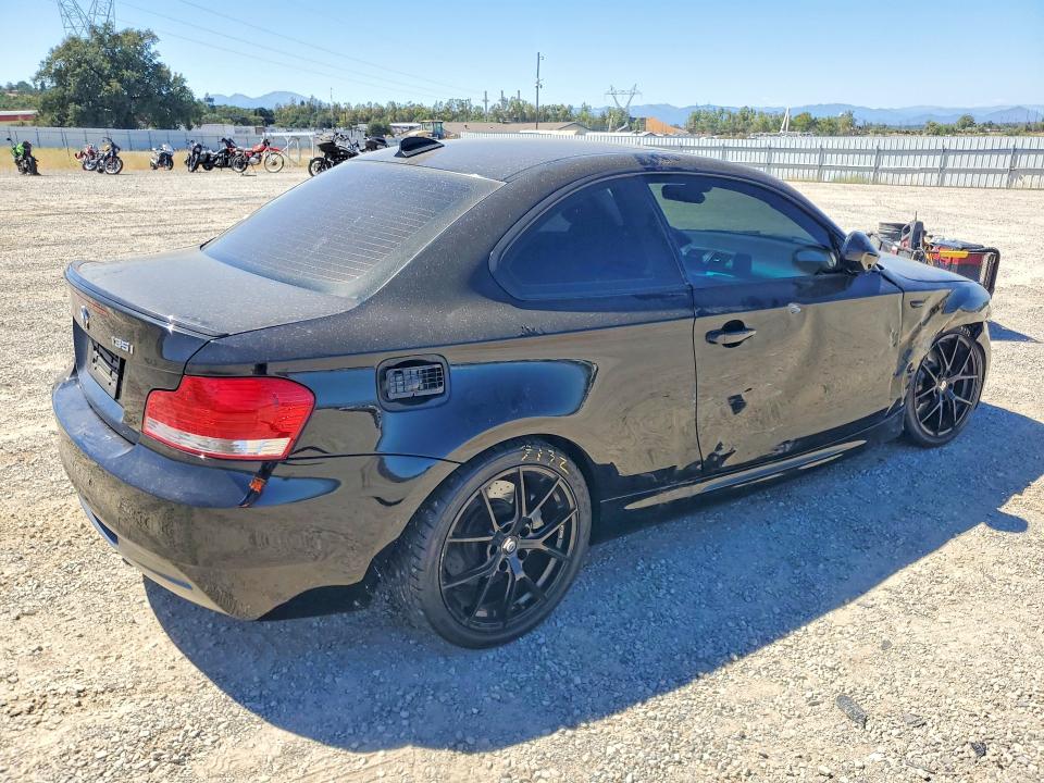 Photo 3 from auction – 2011 BMW 135 with VIN WBAUC9C53BVM10704