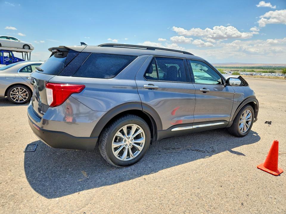 Photo 3 from auction – 2021 FORD EXPLORER with VIN 1FMSK8DH5MGA30881