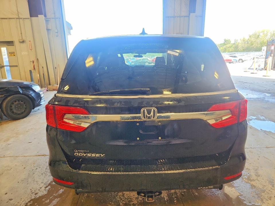 Photo 6 from auction – 2018 HONDA ODYSSEY with VIN 5FNRL6H50JB086737