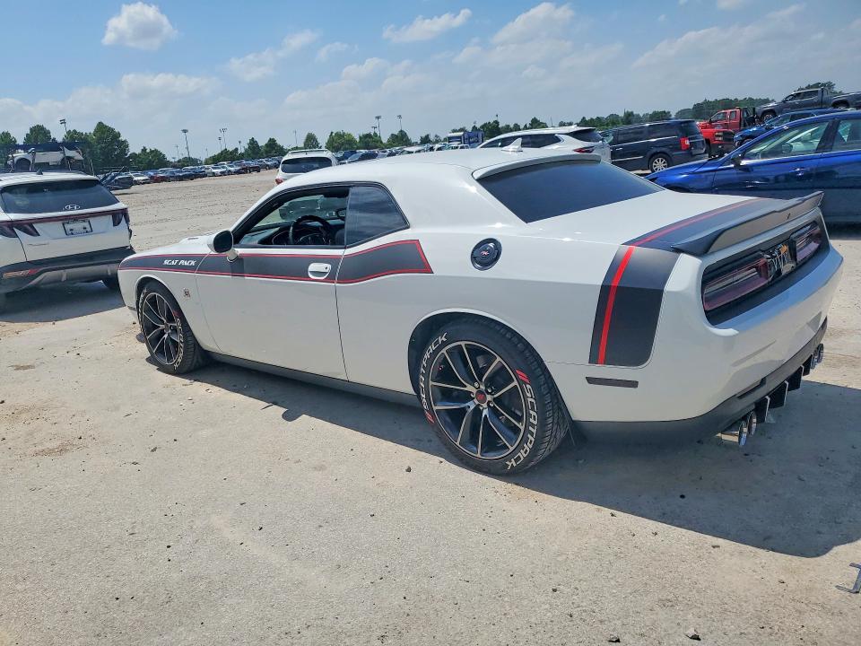 Photo 2 from auction – 2016 DODGE CHALLENGER with VIN 2C3CDZFJ2GH249044