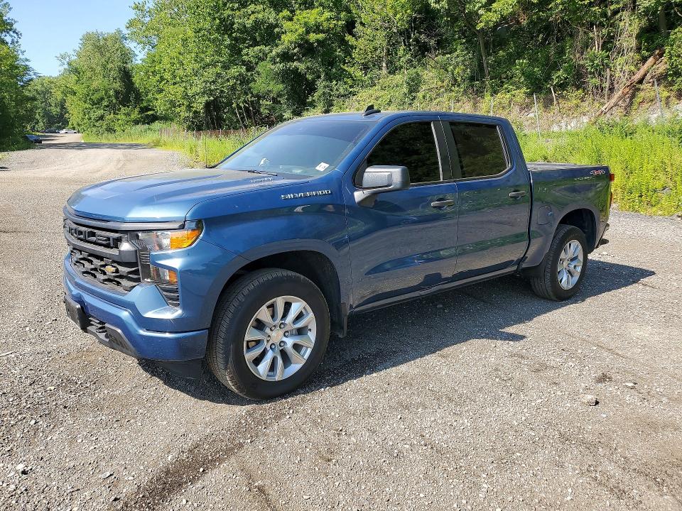 CHEVROLET SILVERADO 2024 with VIN 1GCPDBEK9RZ385530 - Photo from auction