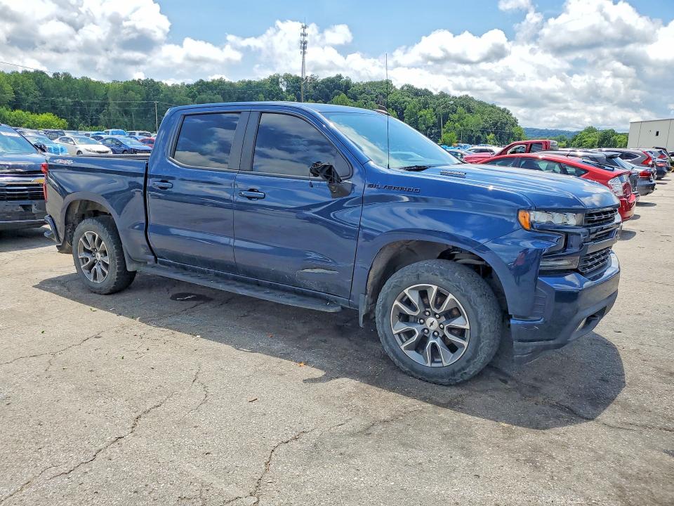 Photo 4 from auction – 2021 CHEVROLET SILVERADO with VIN 1GCUYEET2MZ264199