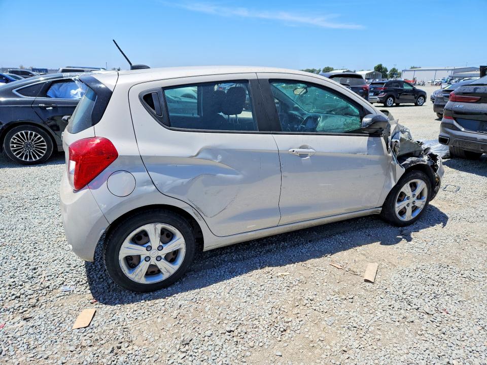 Photo 3 from auction – 2020 CHEVROLET SPARK with VIN KL8CB6SA2LC445674
