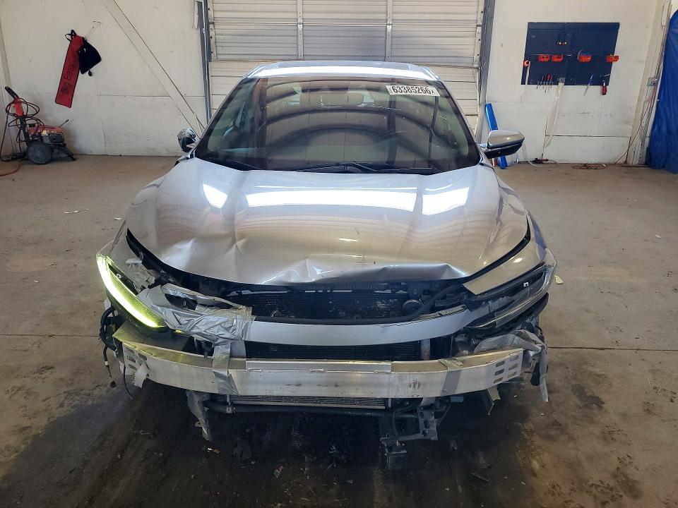 Photo 5 from auction – 2019 HONDA INSIGHT with VIN 19XZE4F99KE002877