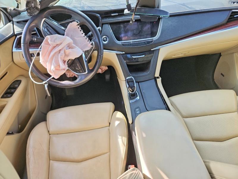 Photo 8 from auction – 2017 CADILLAC XT5 with VIN 1GYKNERS0HZ145746