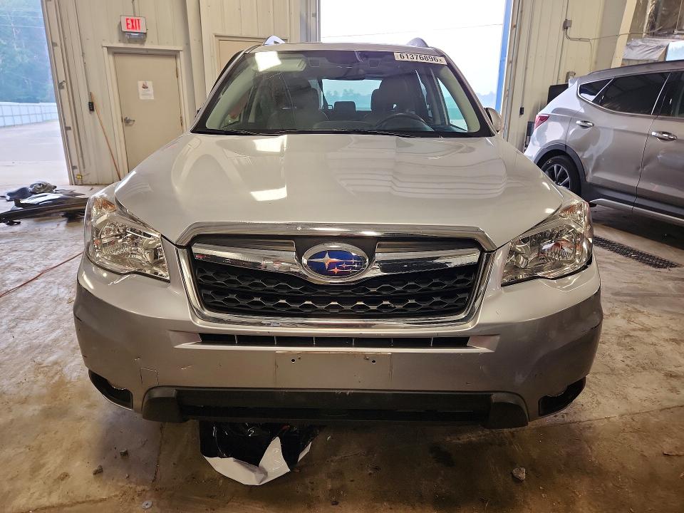 Photo 5 from auction – 2015 SUBARU FORESTER with VIN JF2SJARC2FH467375